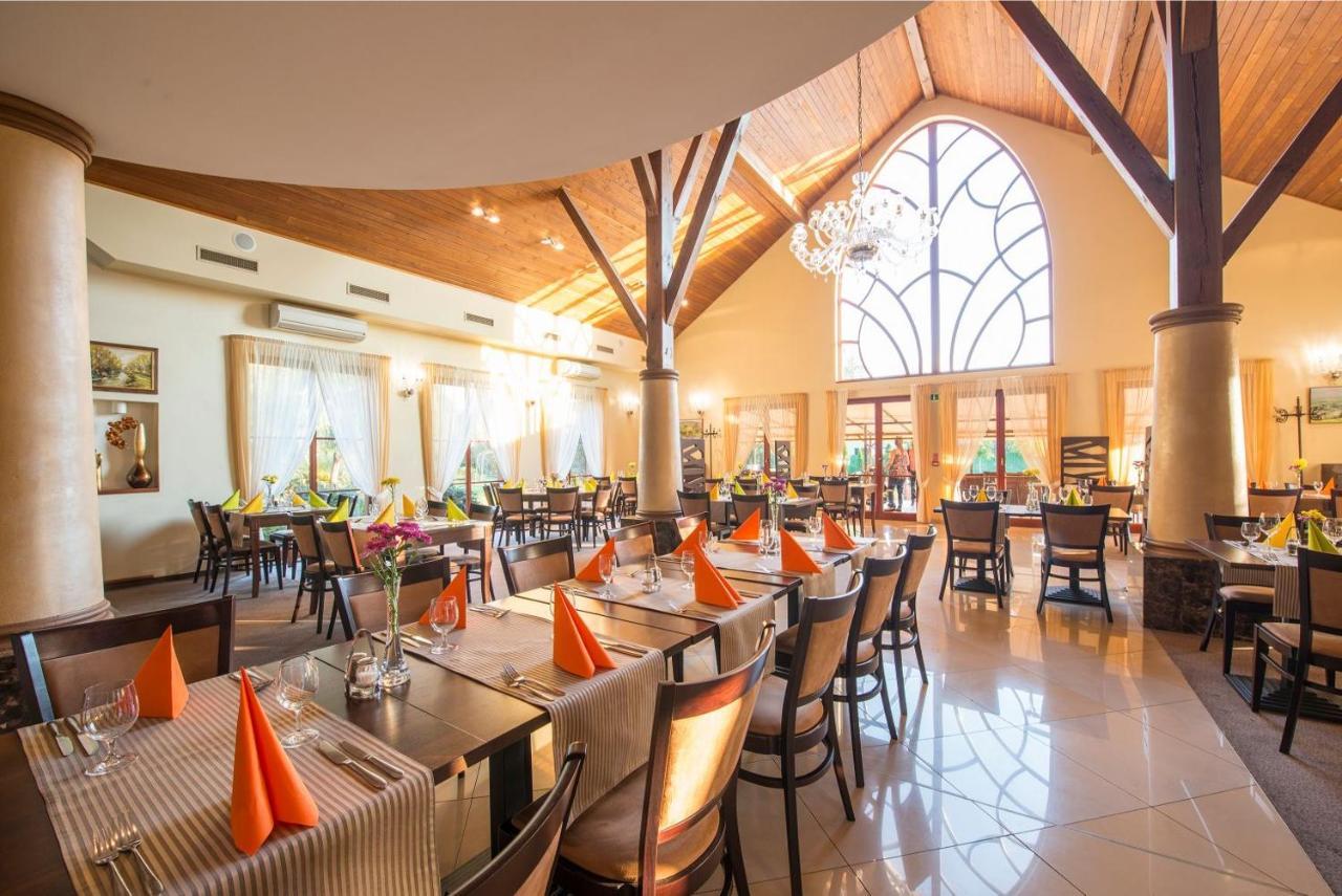 Wellness Hotel Spark マラツキ エクステリア 写真